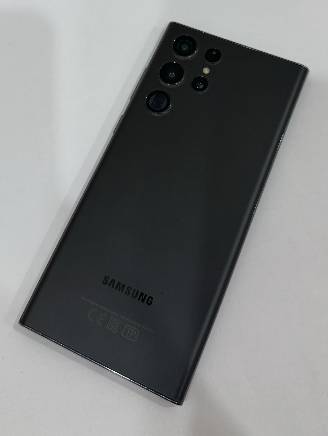 Samsung Galaxy S22 Ultra ideal 12/256 gb