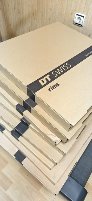 Шини DT Swiss M442,RR481,HX491,M582 27.5 цола 28 дупки