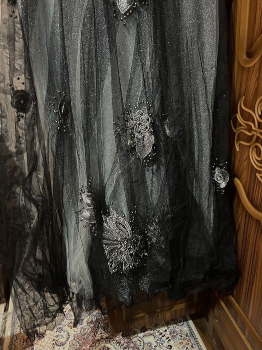 Платье вечерное женское