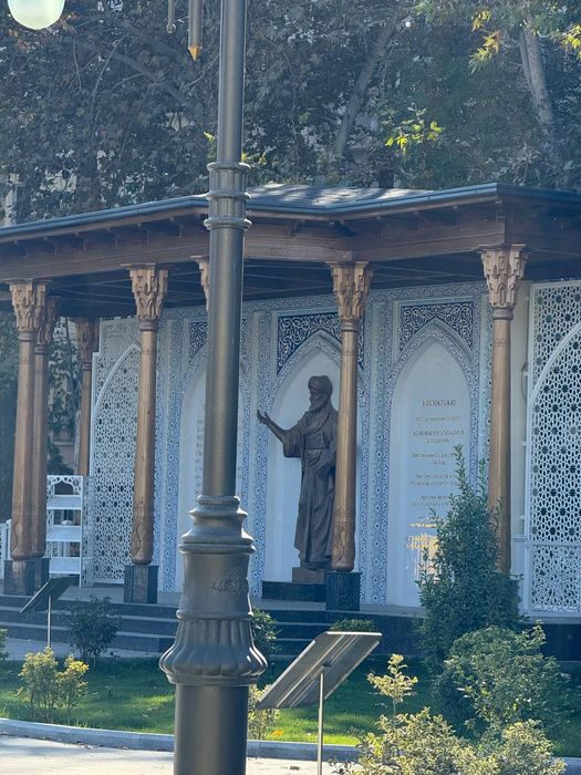 Продаётся квартира Чиланзар 18 квартал 1/4/9