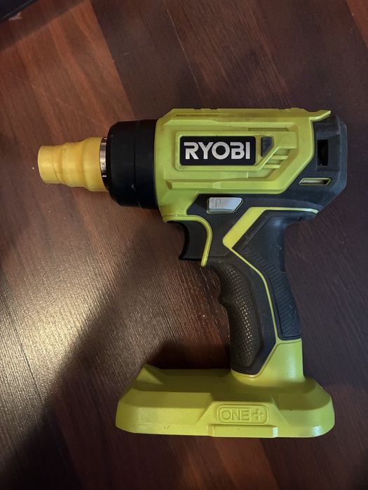 Аккумуляторный фен ryobi