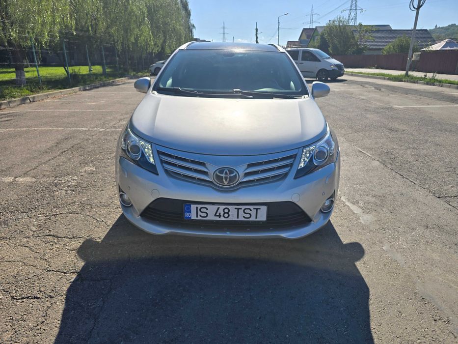 Toyota Avensis 2.2 Diesel 150 CP, 121.600 km