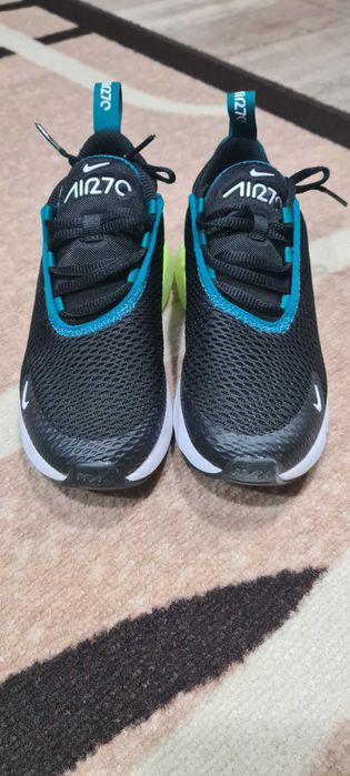 Маратонки Nike Air max 270