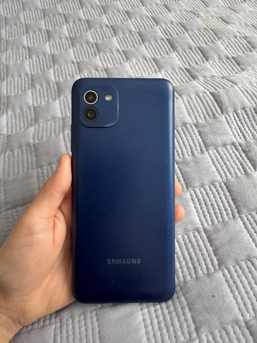 Смартфон Samsung Galaxy A03