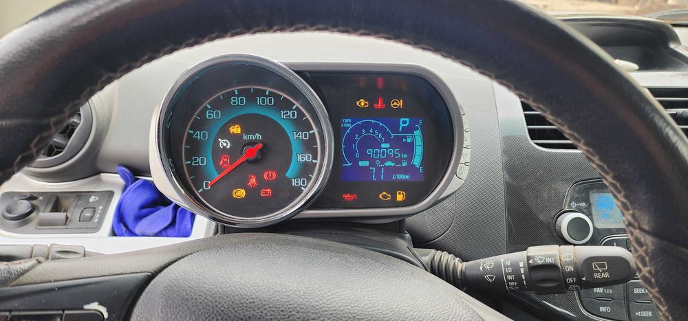 Шевроле спарк, коробка Автомат, Chevrolet Spark 2018, 90.000km Avtomat