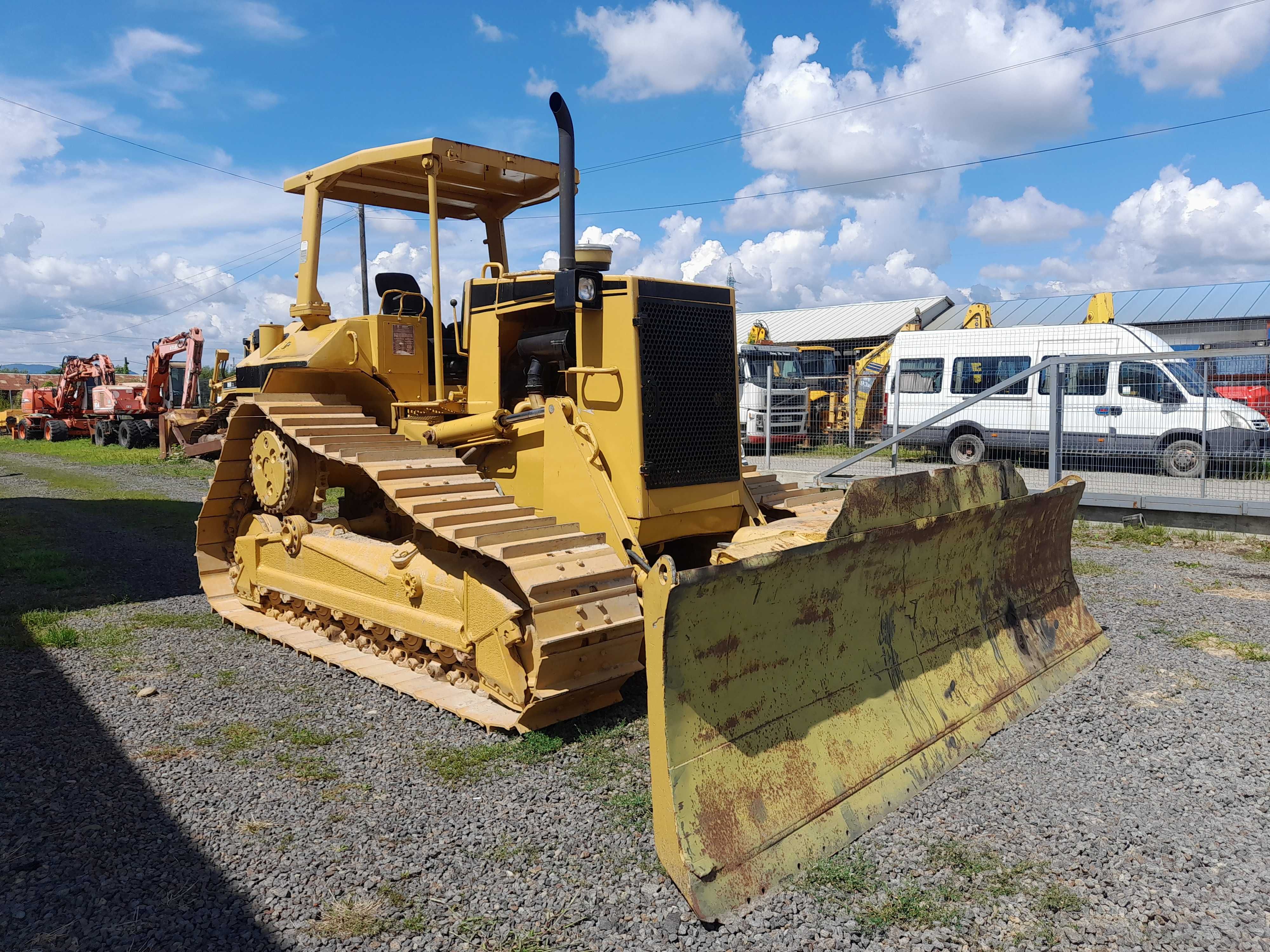 Buldozer Caterpillar D6M XL ,  2003