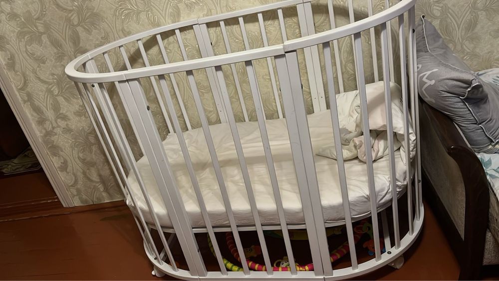 Продам кроватку детскую