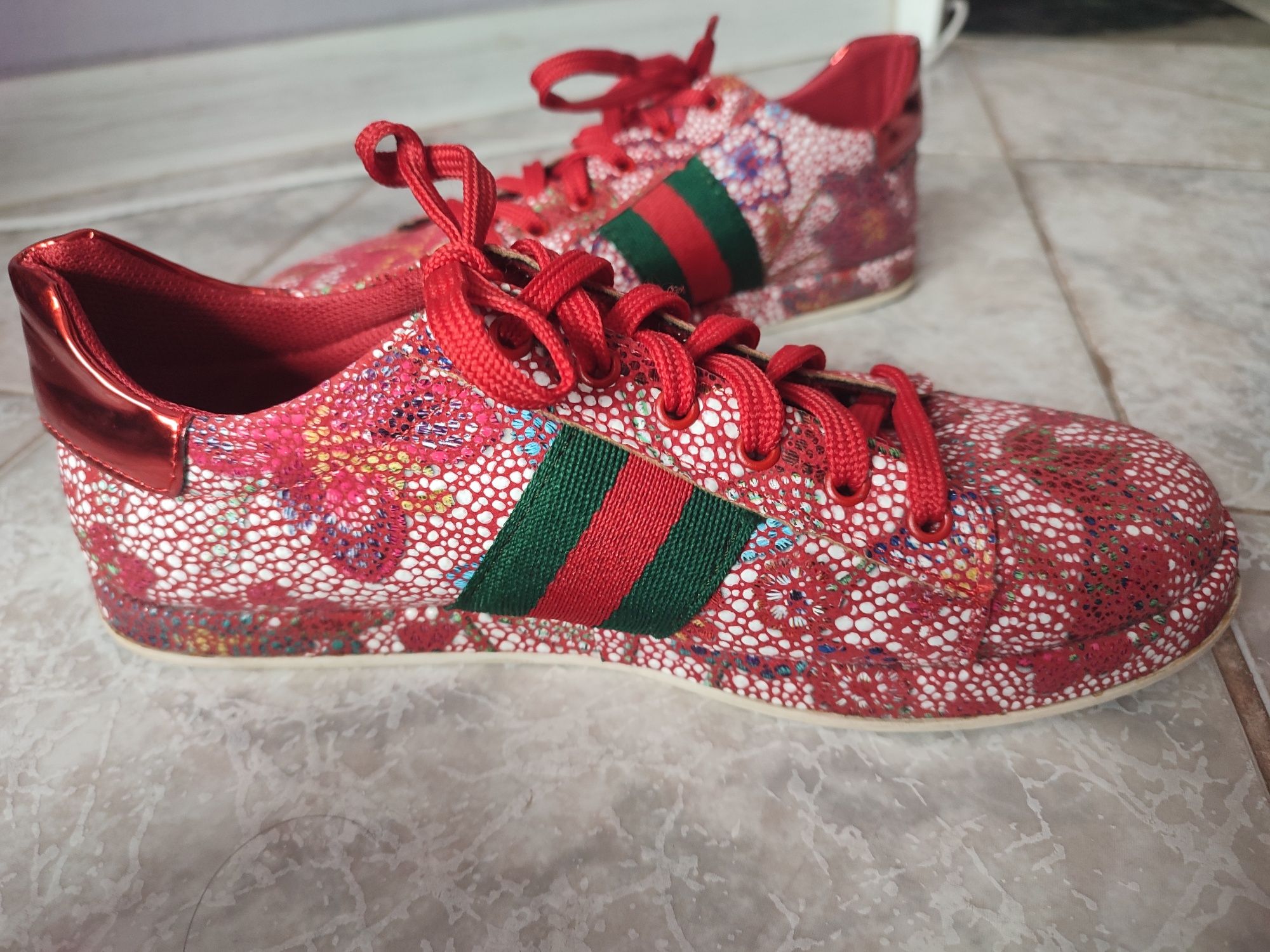 Дамски ежедневни червени обувки