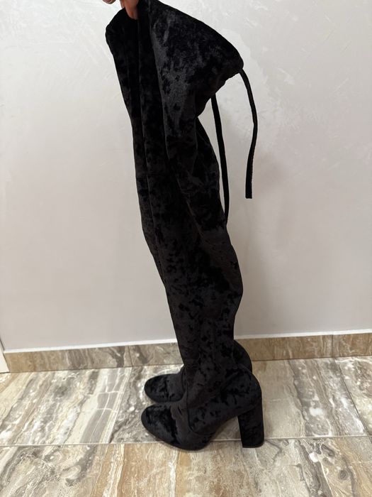 Черни кадифени чизми с ток FERRE Milano