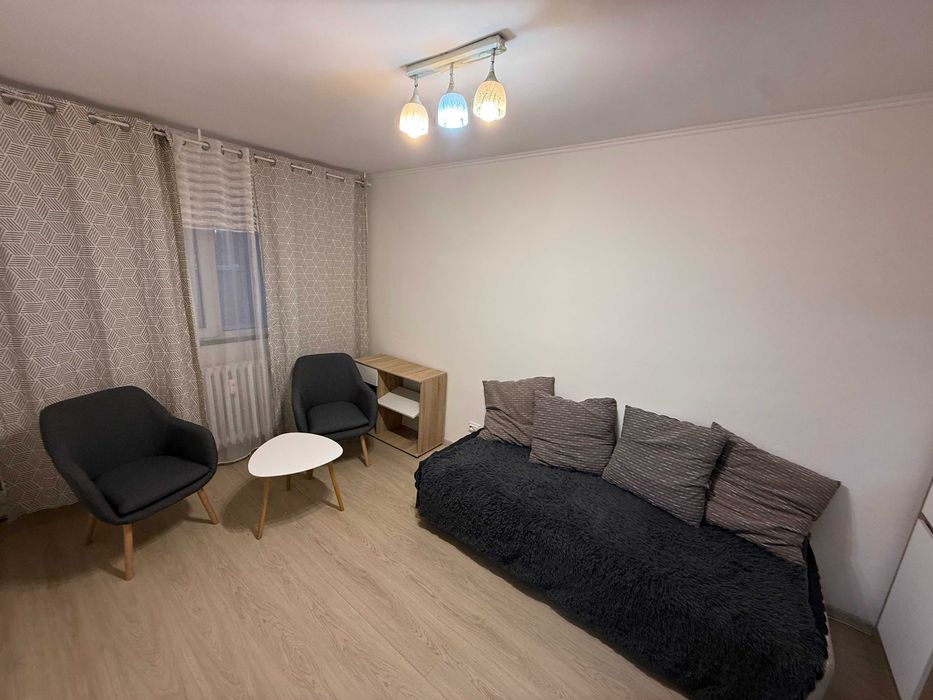 Metrou 1 Decembrie - 2 Camere - Decomandat - Renovat & Anvelopat - AC