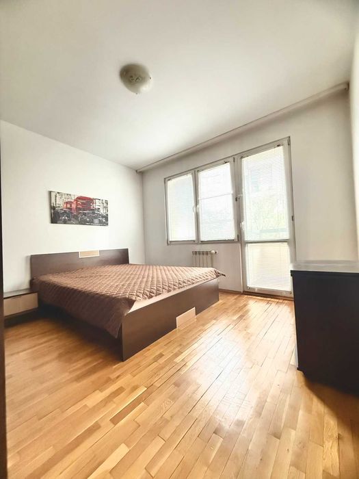 Дава се под наем Двустаен апартамент в София, Център - 80 кв.м за 612 € - Снимка #5