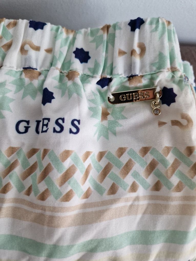 Къси панталони    Guess