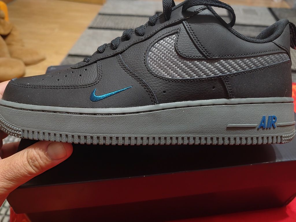 Adidași Nike Air Force 1  07. L.V8