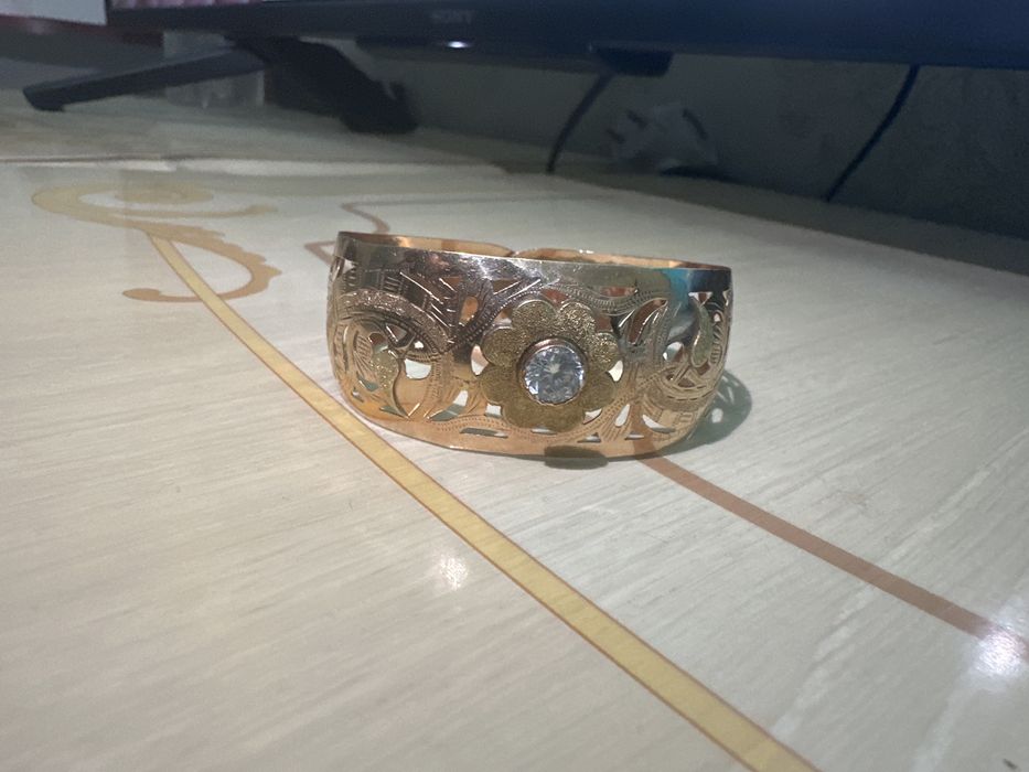 Браслет золотой