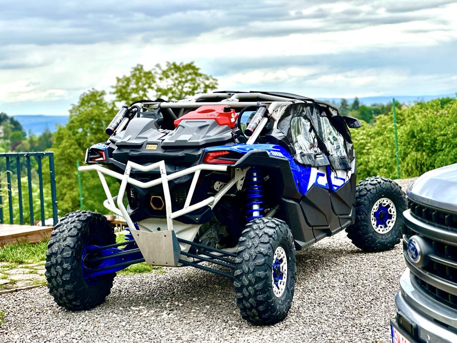 Can An Maverick XRS MAX TURBO RR 200 CP Model 2023  1200 km