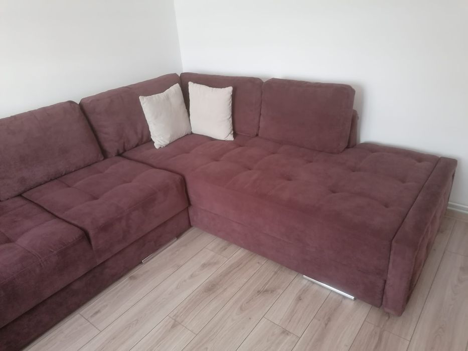 Vând colțar extensibil cu lada de depozitare