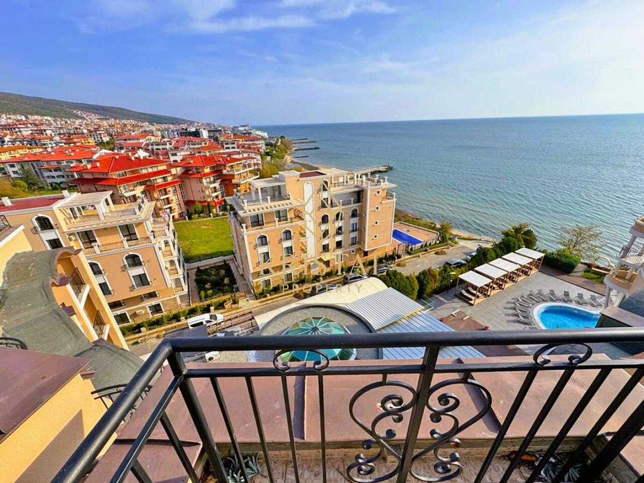 Продава се Двустаен апартамент в Свети Влас - 120 кв.м за 1375 €/кв.м - Снимка #14