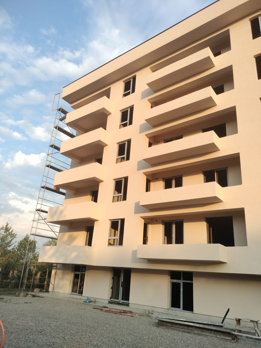 Firma de construcții Echipa de meseriași  Lucrări de Calitate