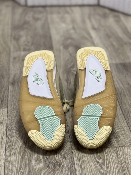 Air Jordan 4 Retro Off-White Sail marimea 45-46