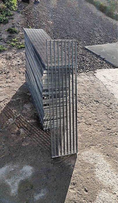 Trepte zincate galvanizate