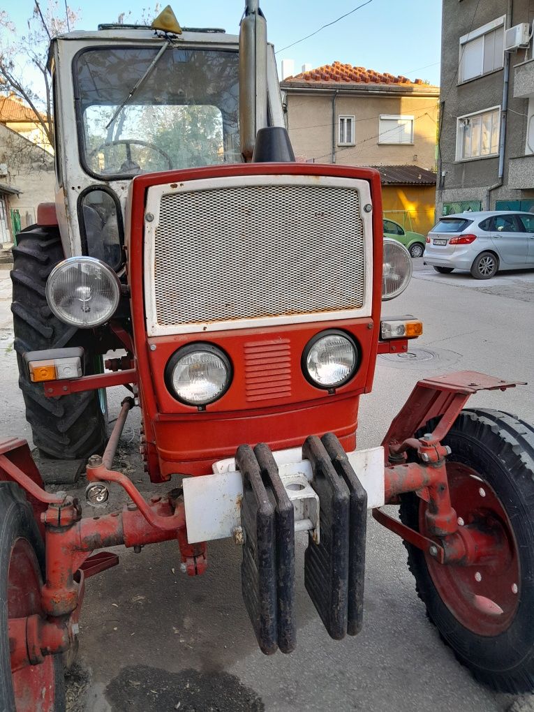 Юмз отлично запазено от вън и от вътре купилсъм нови габарити и мигачи