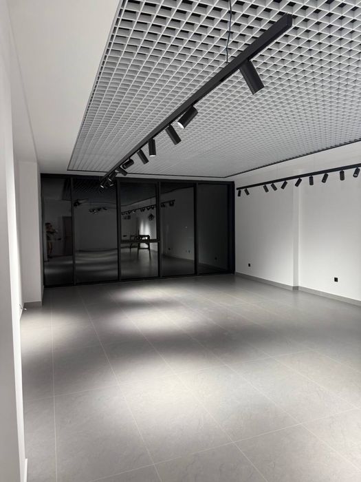 Продам нежилое помещение open space с ремонтом