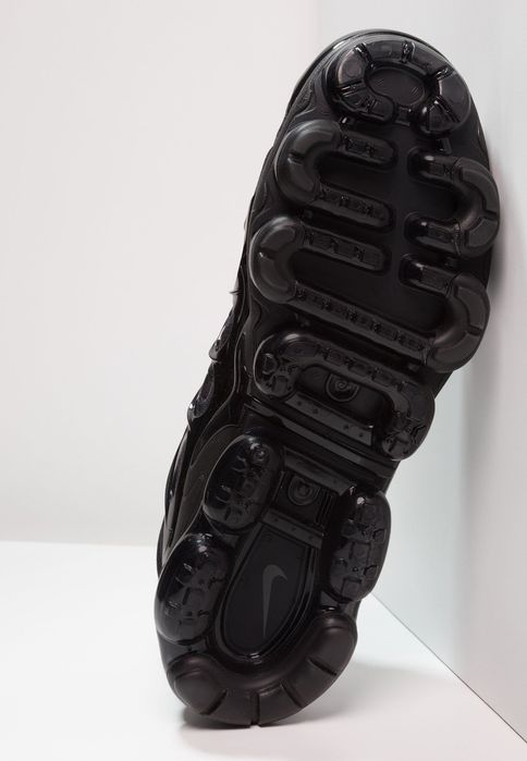 Мъжки модерни снийкъри Nike Air Vapormax PLUS