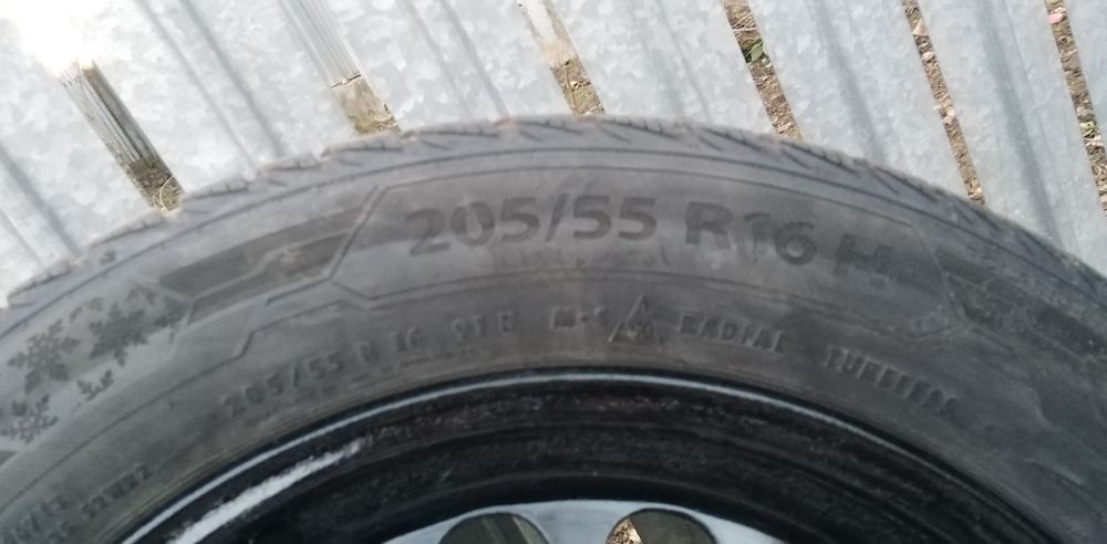 Vînd roți iarnă.