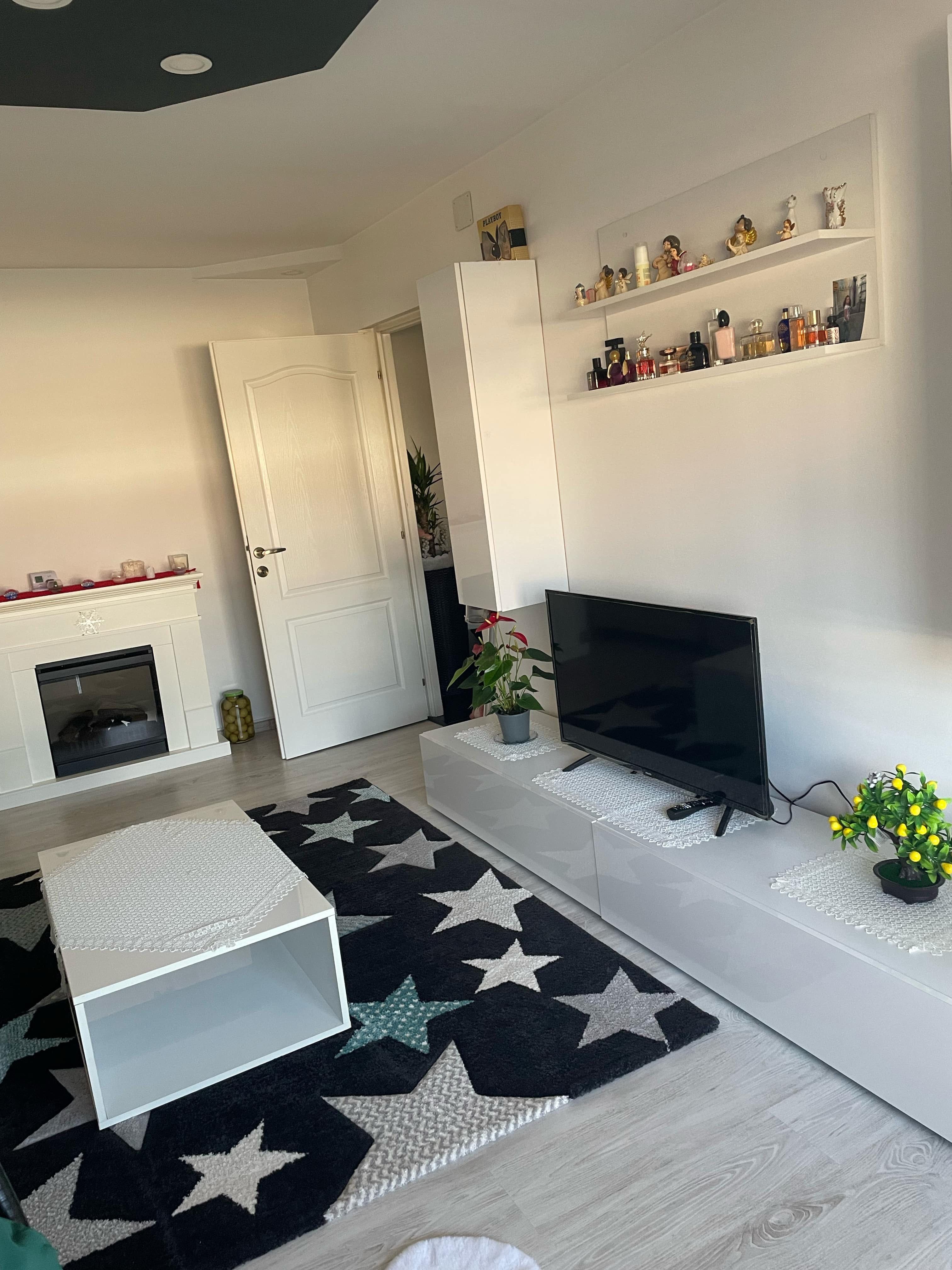 apartamente de vanzare otelu-rosu