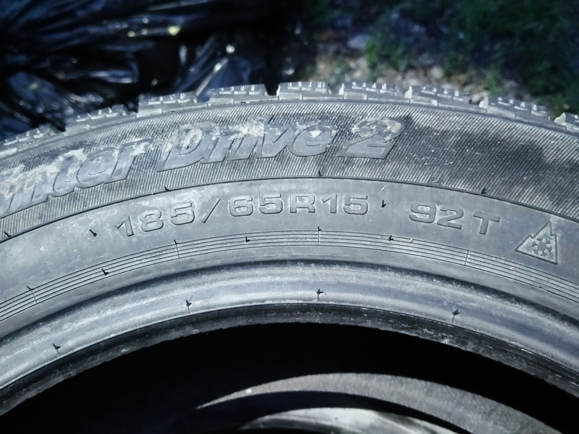 Зимние шины без шипов 185/65 R15