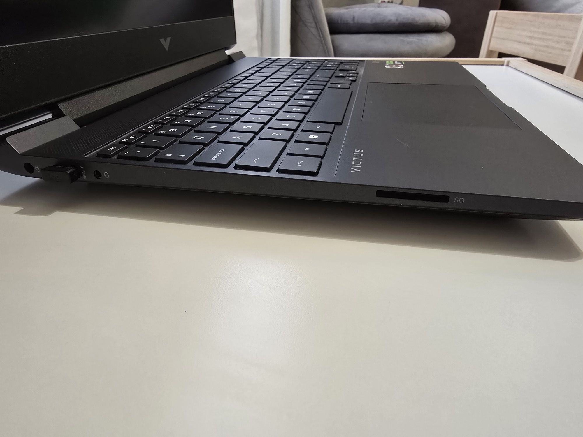 Лаптоп Gaming HP Victus 15-fb0016nq