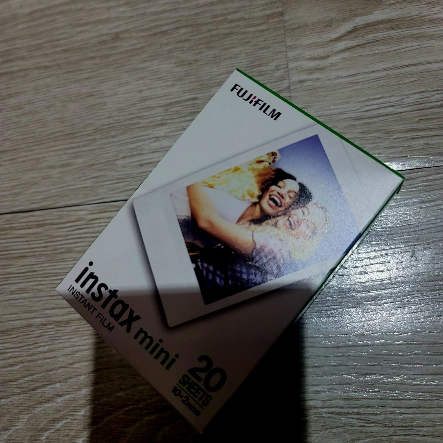 SALE %Срочно продаю в оочень оптимальной цене, Instax mini 40 + чехол