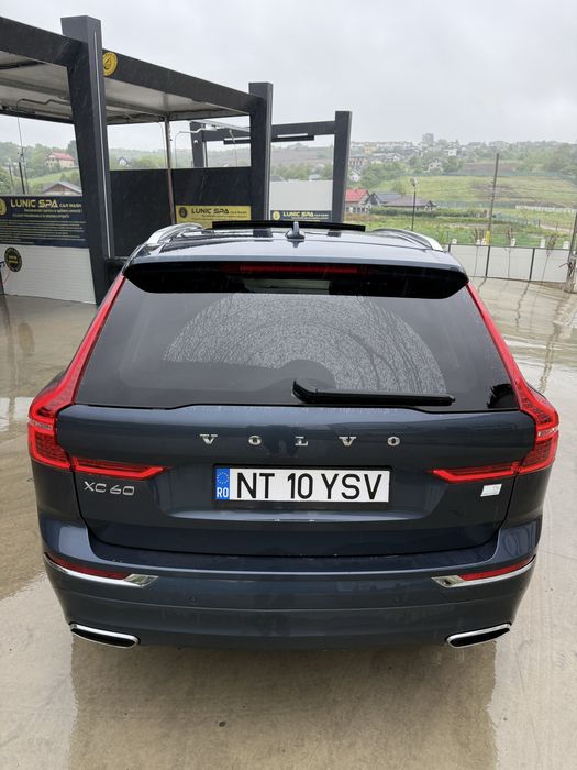 Volvo XC 60  T6 Recharge Plug-in Hybrid AWD Panoramic 2021