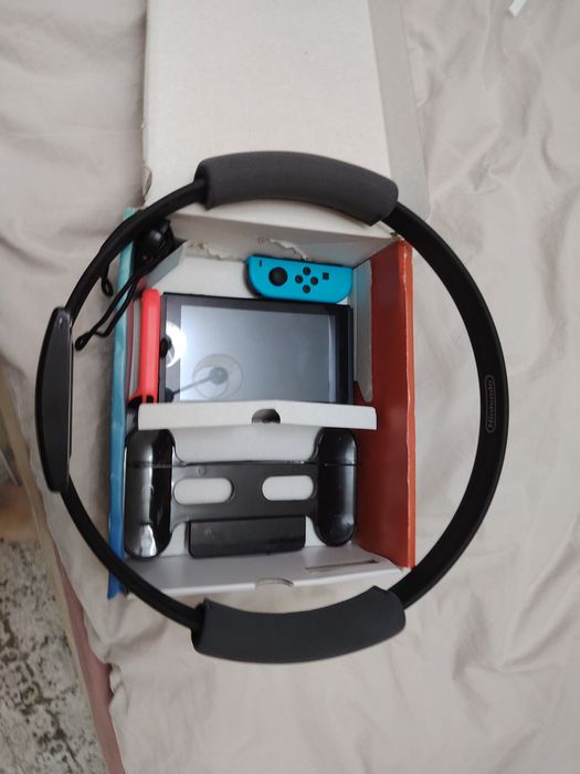 Nintendo cu joc sportiv ca nou