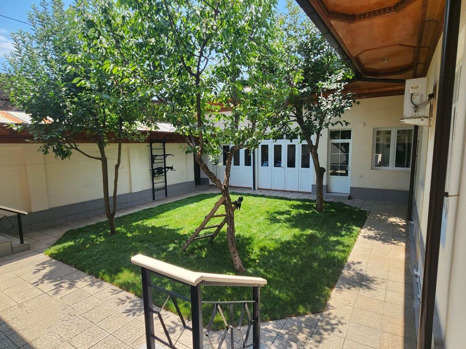 Срочно шофайз махаллада Ховли уй-жой сотилади