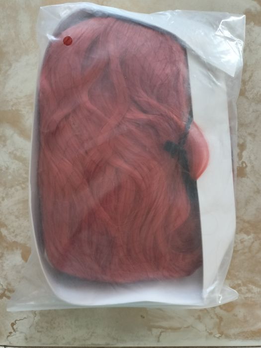 Рыжие парики на 100 см. За 3000 каждый, за 5000 оба