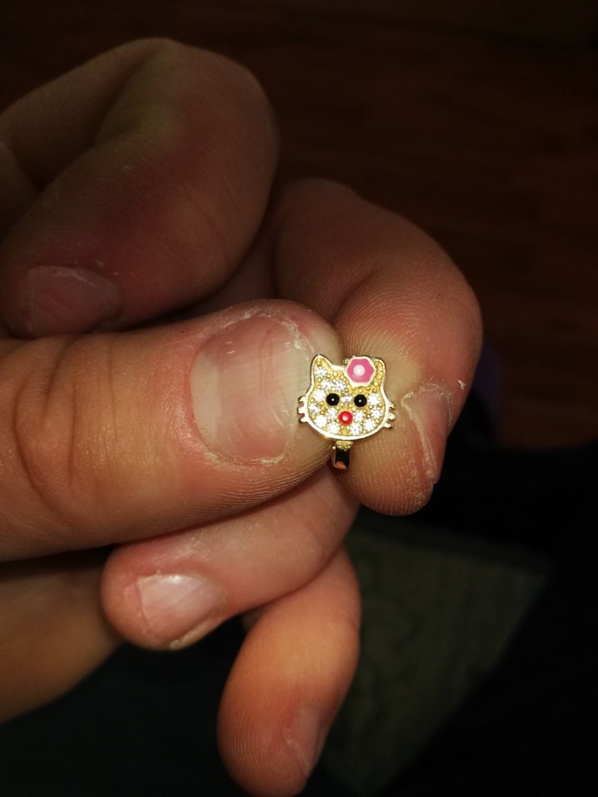 Cercei Hello Kitty de aur 14k noi nepurtati pt fetite