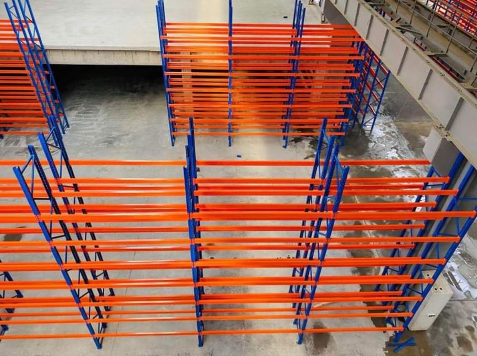 Rafturi metalice profesionale