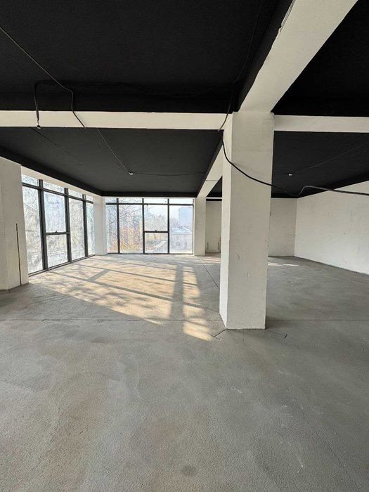 Продаются офисы в бизнес центре (АС)