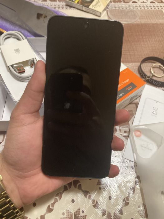 Xiaomi Redmi 13 в гаранция/ СПЕШНО !