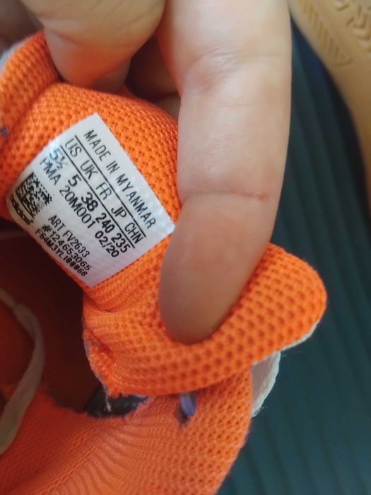 ADIDAS 100% оригинални маратонки, 38 номер
