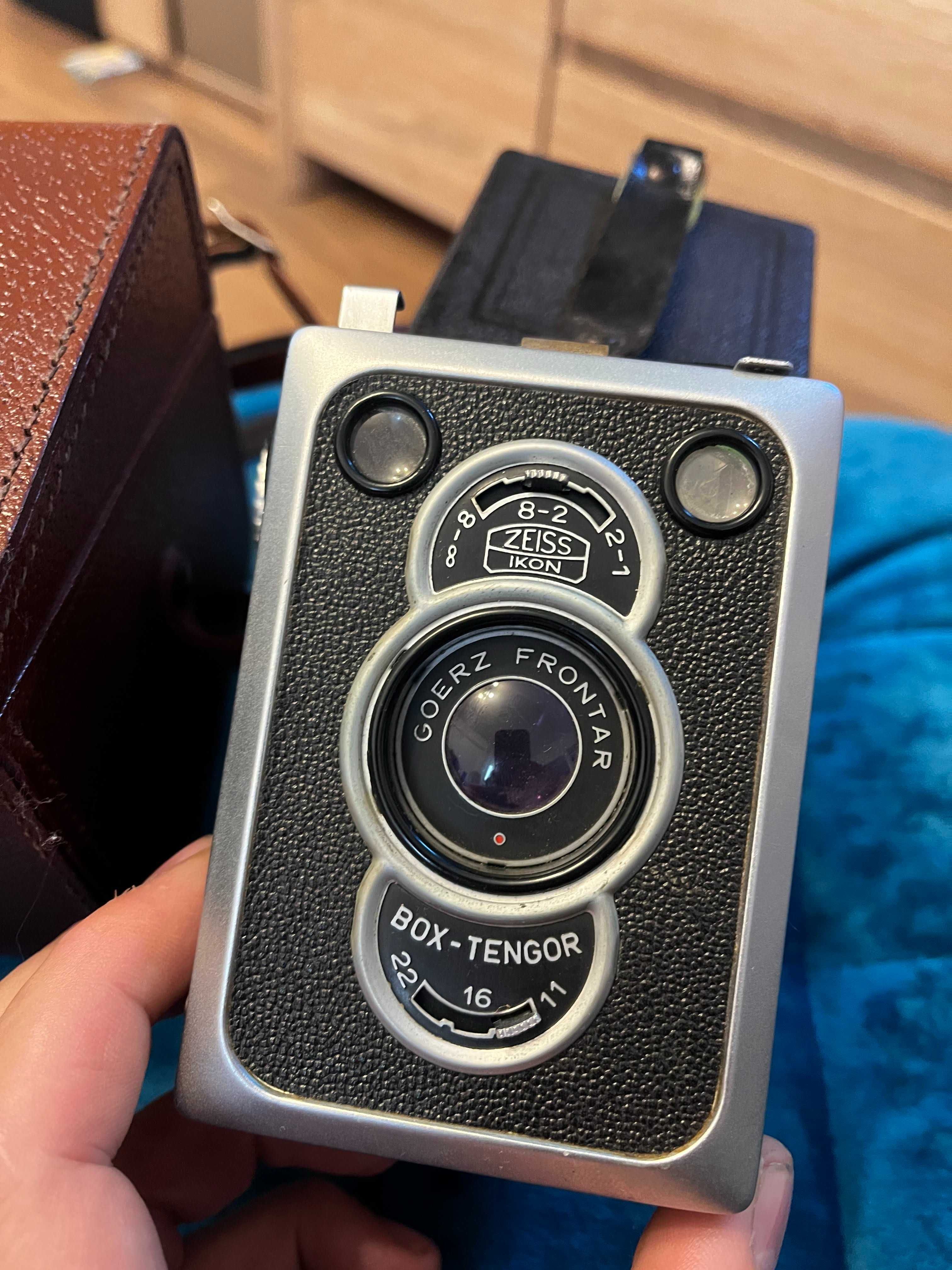 Vintage ZEISS IKON BOX-TENGOR 55/2 Goerz film lat cu toc , impecabil