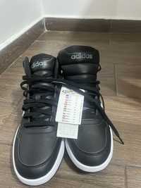 adidasi adidas marimea 42