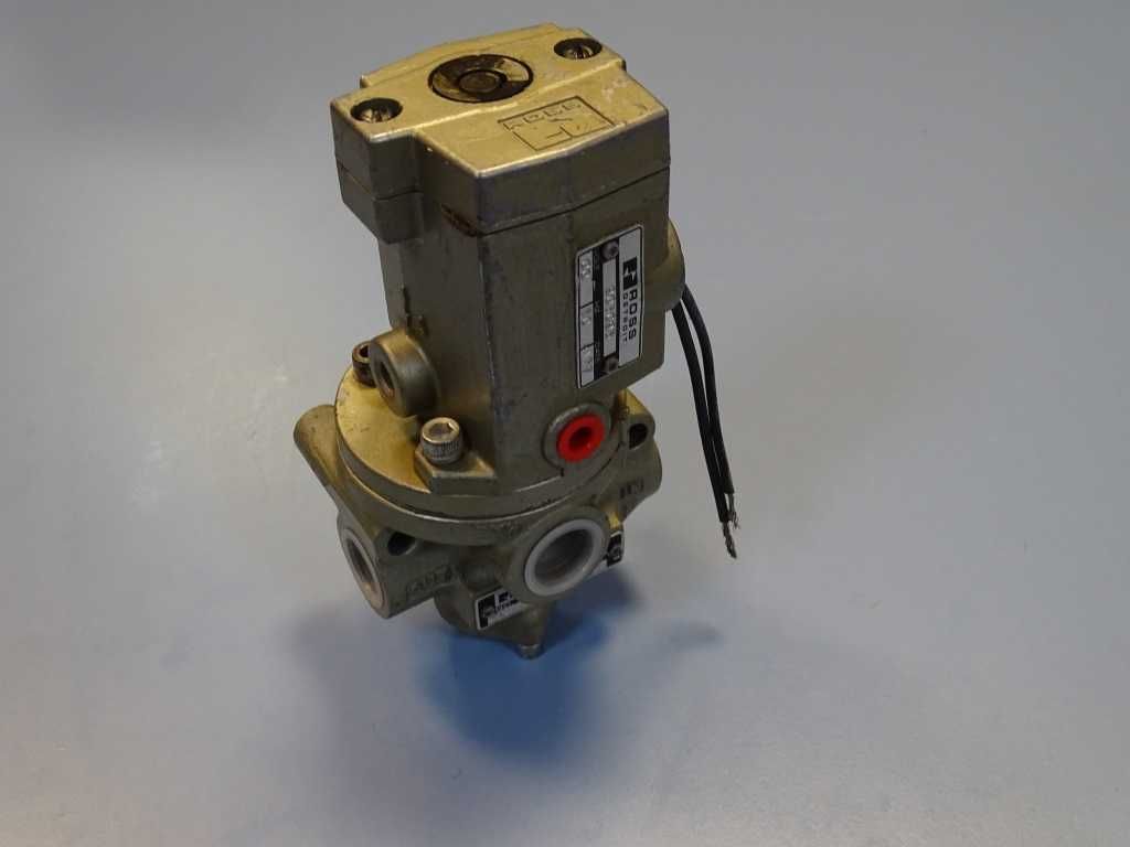 Пневматичен разпределител за преси ROSS J2773A4011 control valve 100V