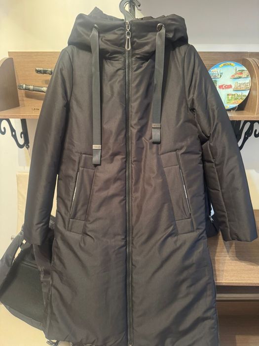 Продается женская зимняя куртка