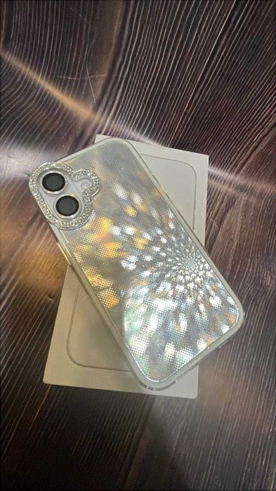 Apple iPhone 16,128 GB (Город Семей,ул Валиханова 100/1)ЛОТ:775370