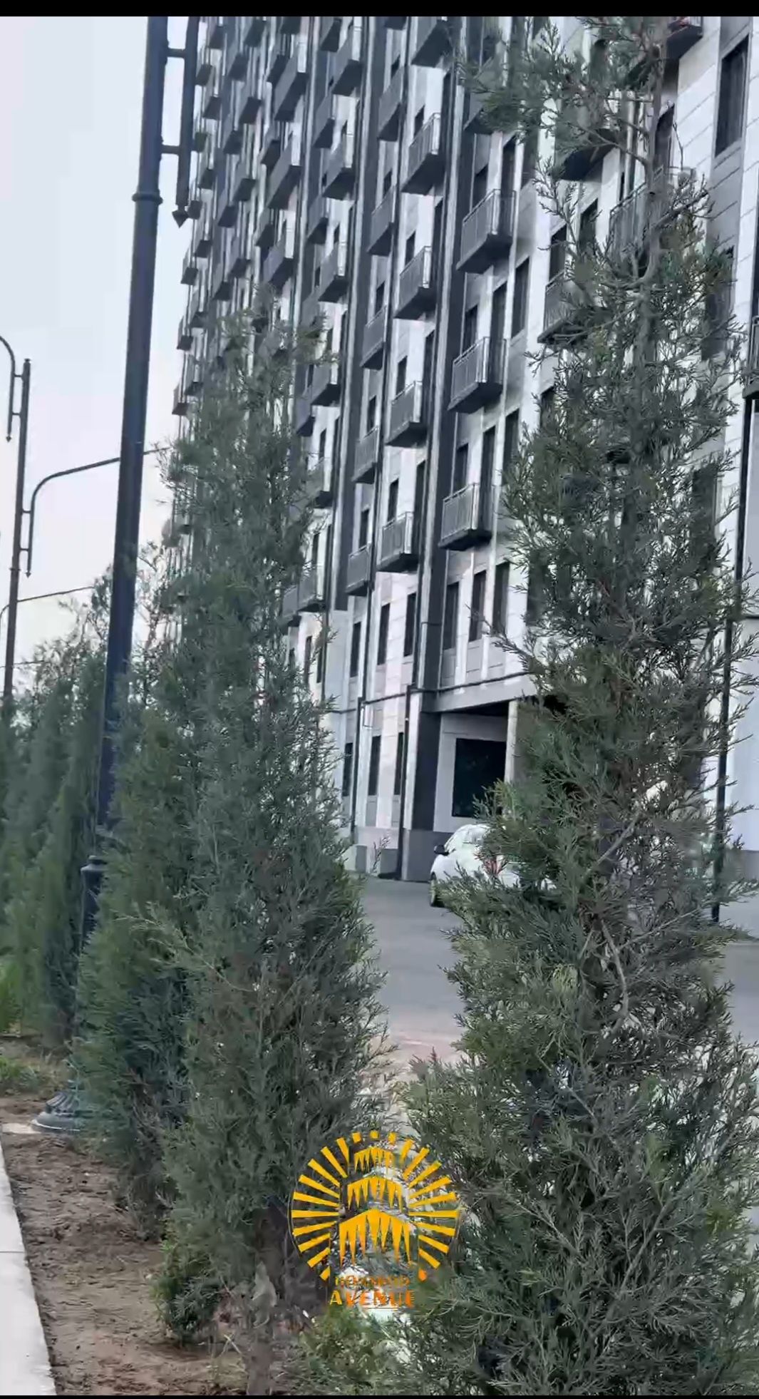 Сергели хонобот 2 хона 3 етаж янги дом срочна сотилади