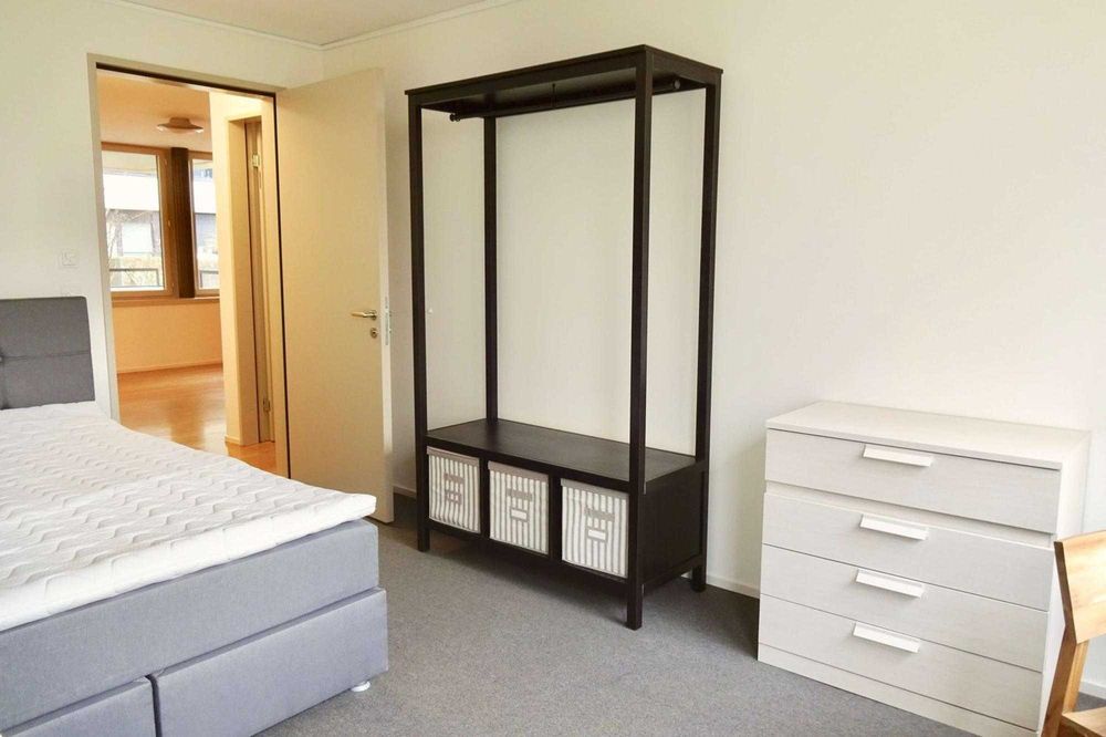 Дава се под наем Двустаен апартамент в София, Център - 56 кв.м за 408 € - Снимка #3