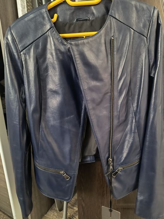 Geaca de piele noua
