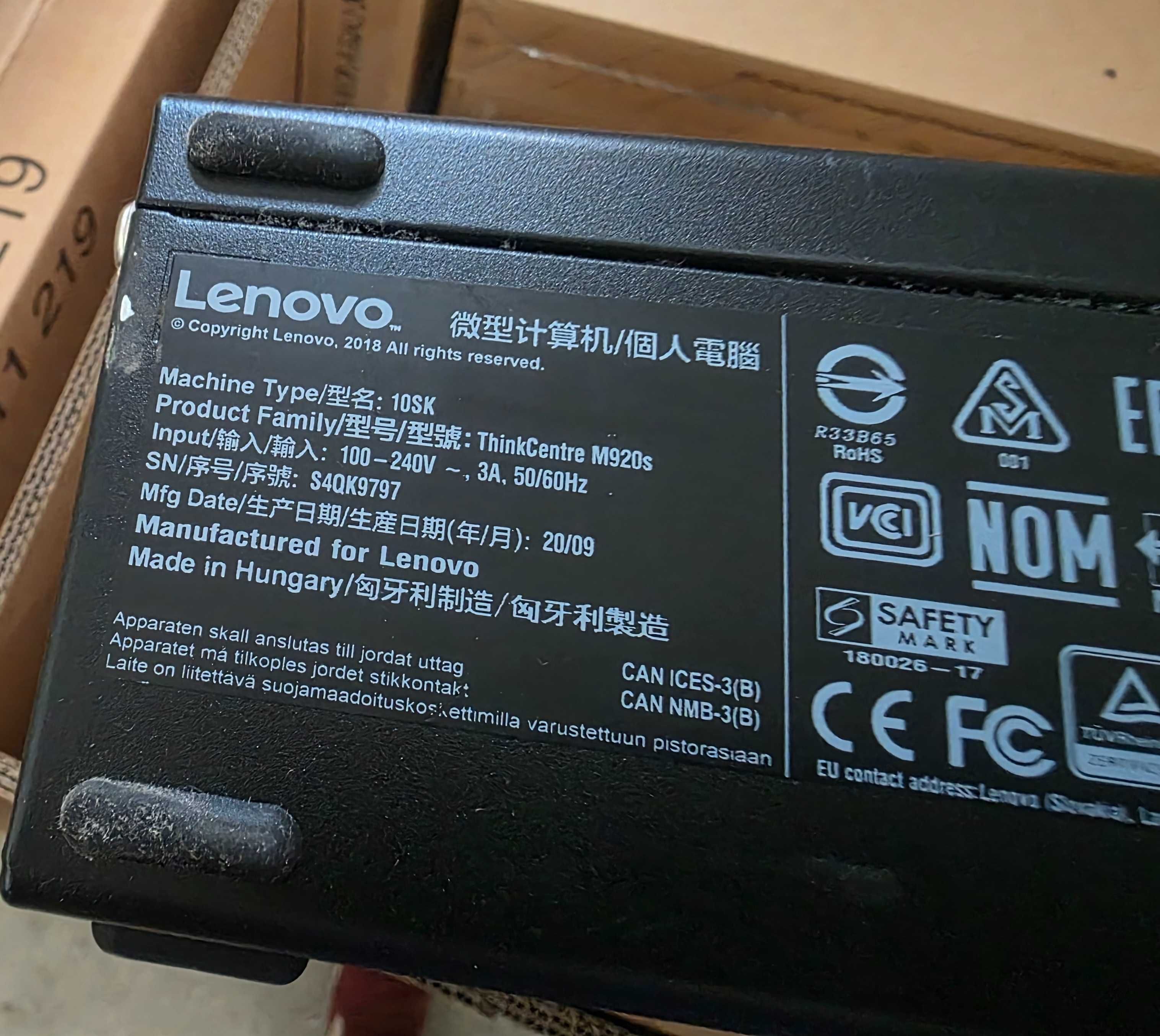 Vand statie pc calculator sff office lenovo M920S i5 8500 16GB ram/ssd